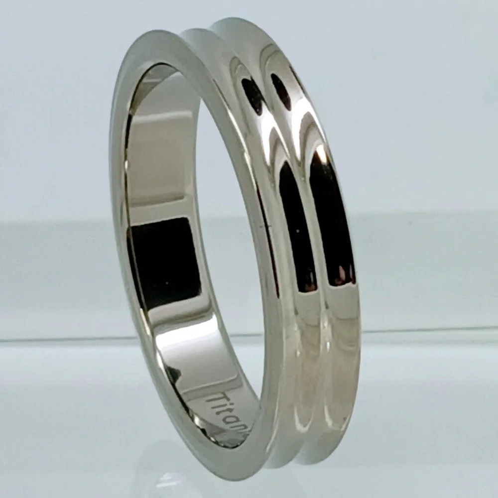 Vintage 1990s Titanium Ring Band Size 11 Silver Double Groove Concave 5mm NOS
